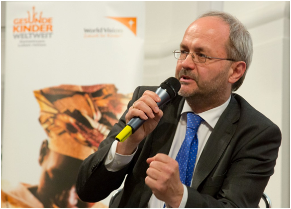 Volkmar Klein auf einer Veranstaltung von World Vision